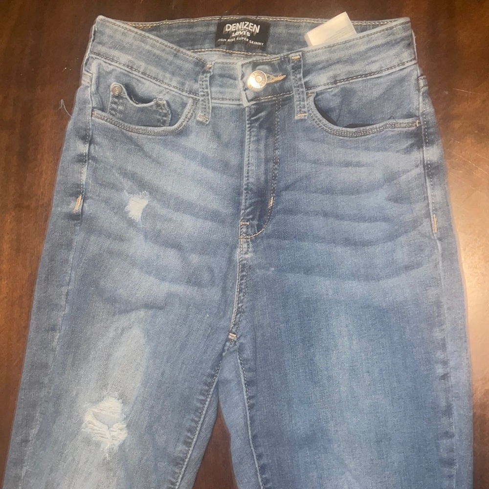 High Rise Super Skinny Distressed Jeans